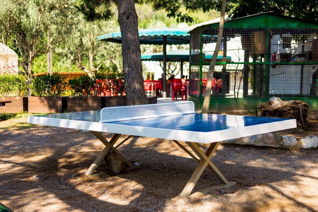 Camping El Pasqualet Hotel Caldes De Montbui Buitenkant foto