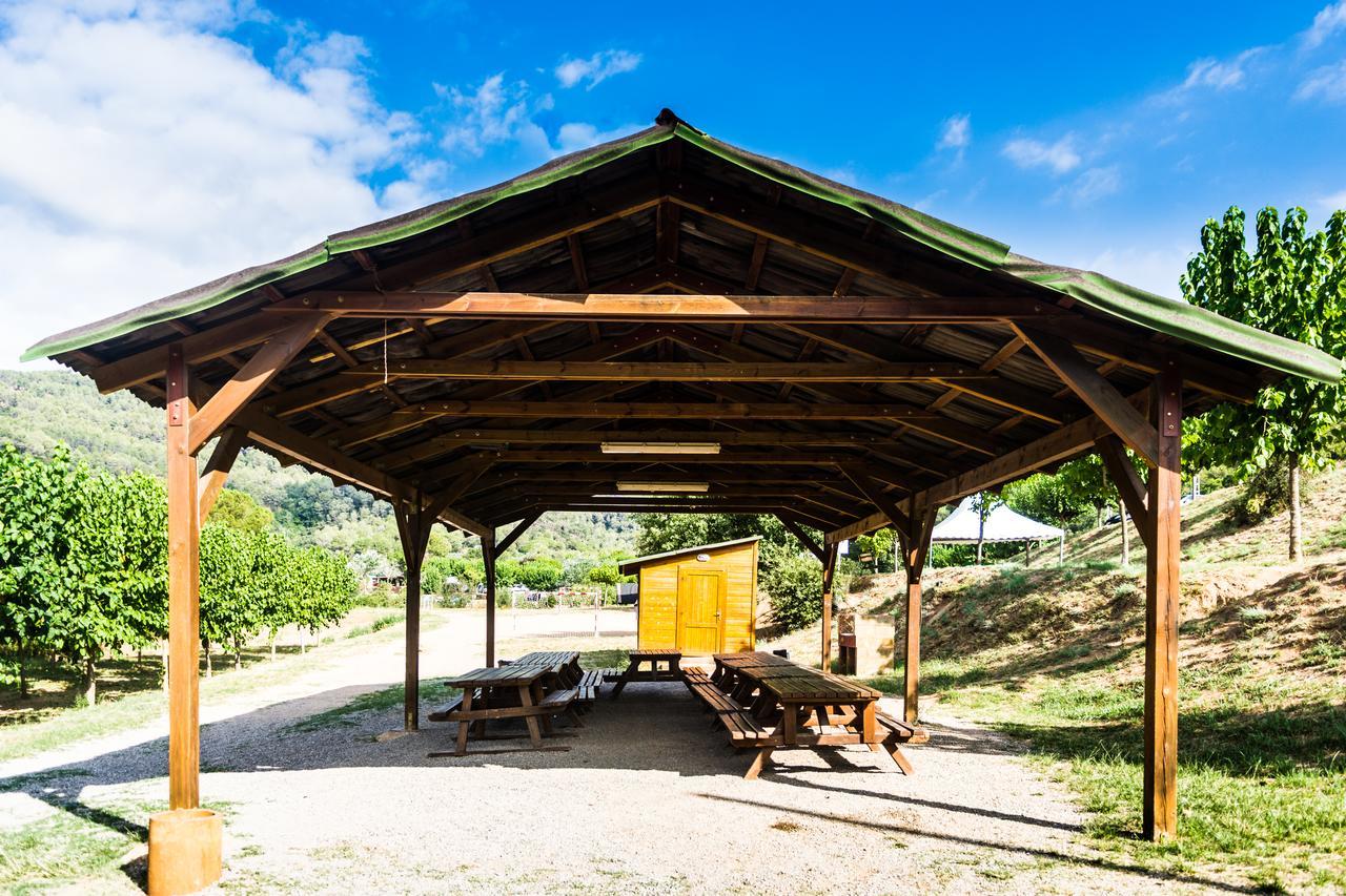 Camping El Pasqualet Hotel Caldes De Montbui Buitenkant foto